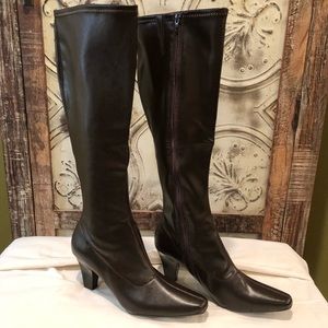 Aerosoles Boots Size 10